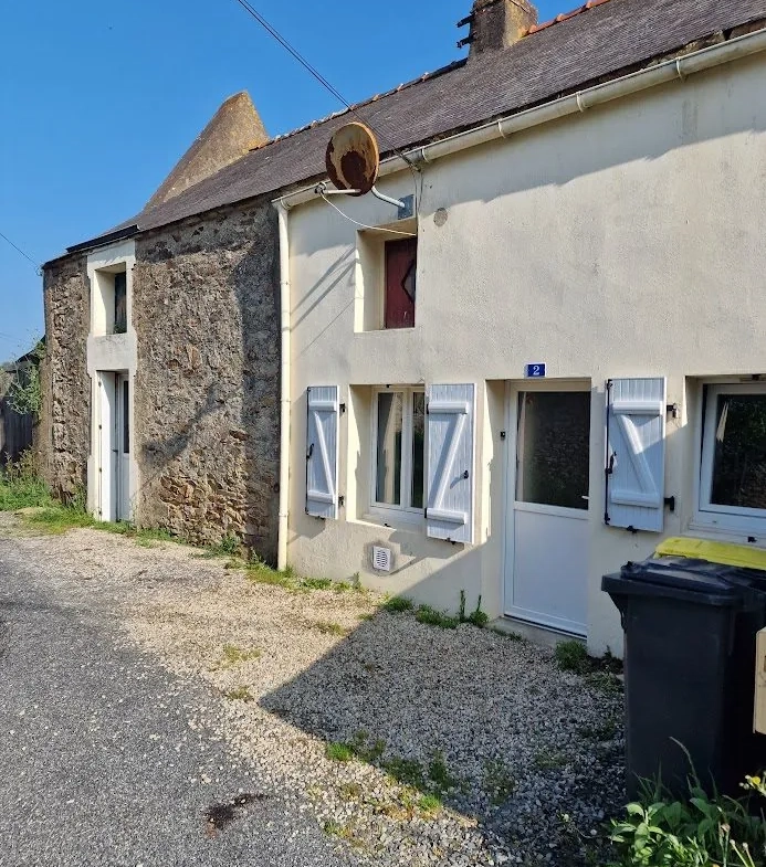 Maison en pierre à rafraîchir à Missillac, proche du centre, sur terrain de 838 m² 
