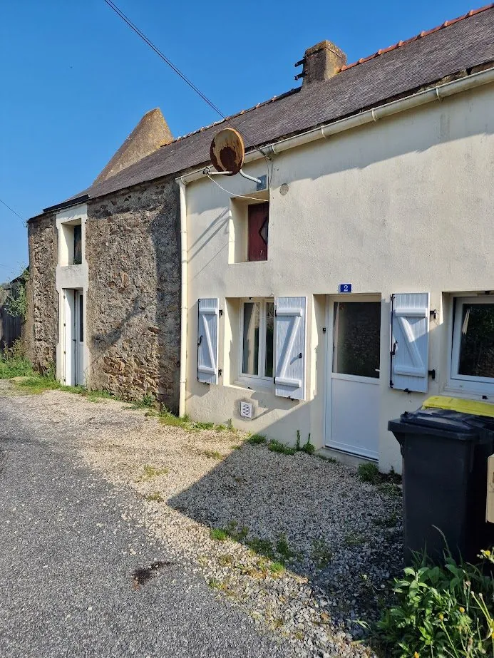 Maison en pierre à rafraîchir à Missillac, proche du centre, sur terrain de 838 m² 