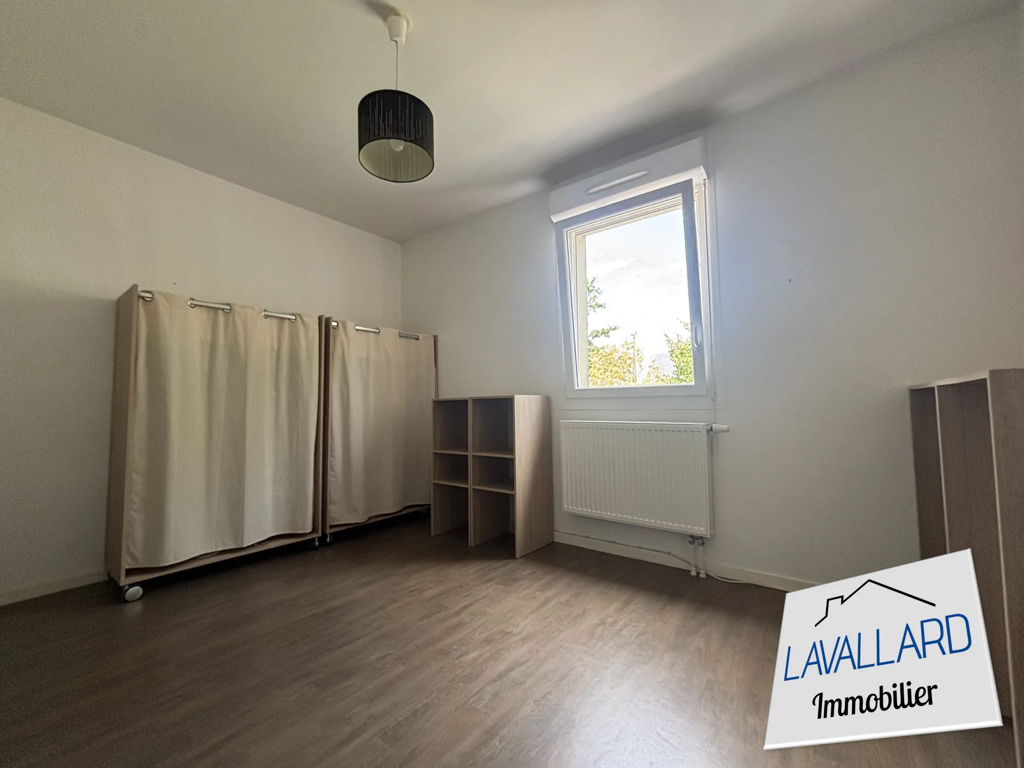 Appartement 2 pièces de 62 m² à Amiens avec parking et ascenseur 
