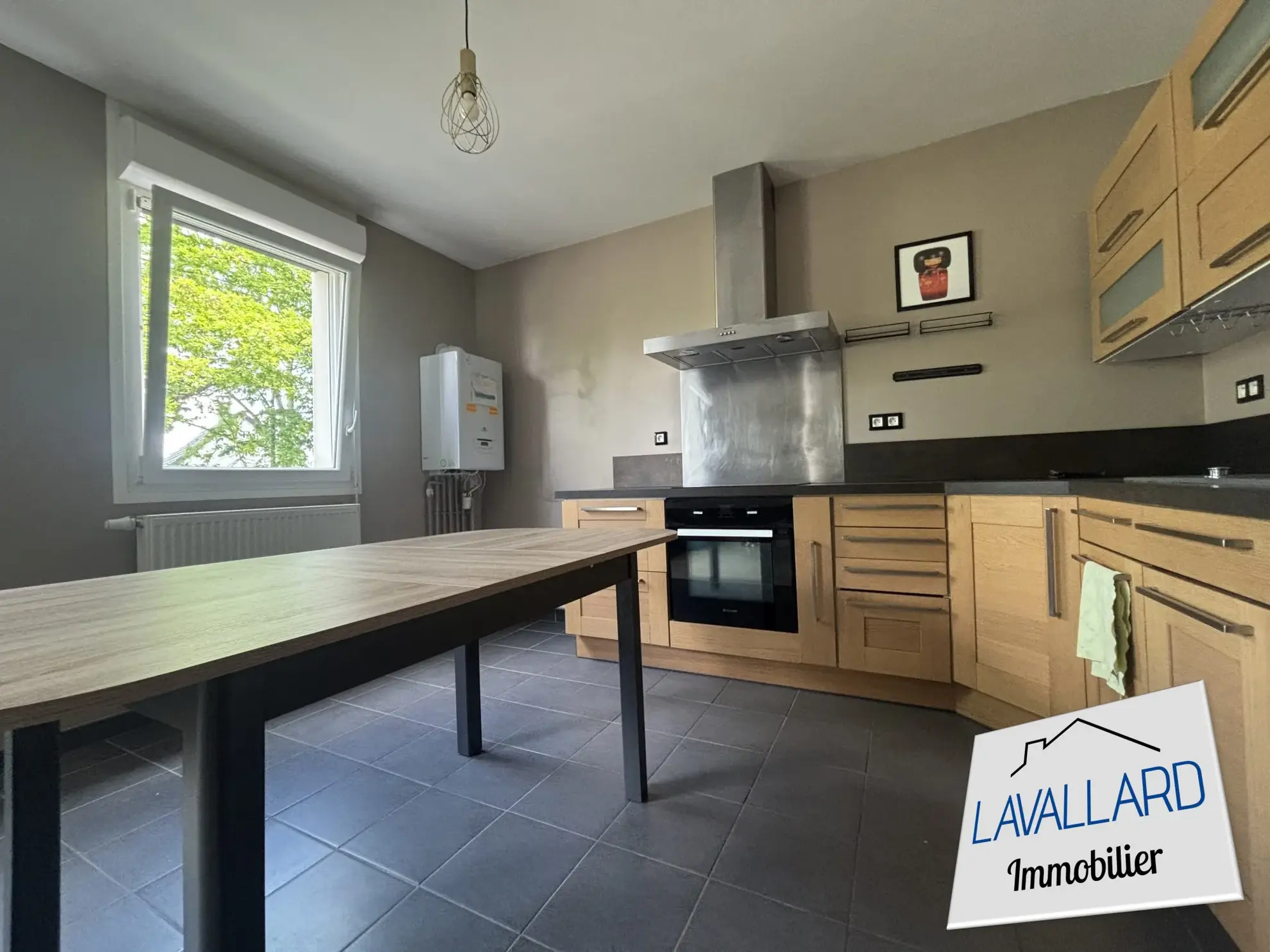 Appartement 2 pièces de 62 m² à Amiens avec parking et ascenseur 