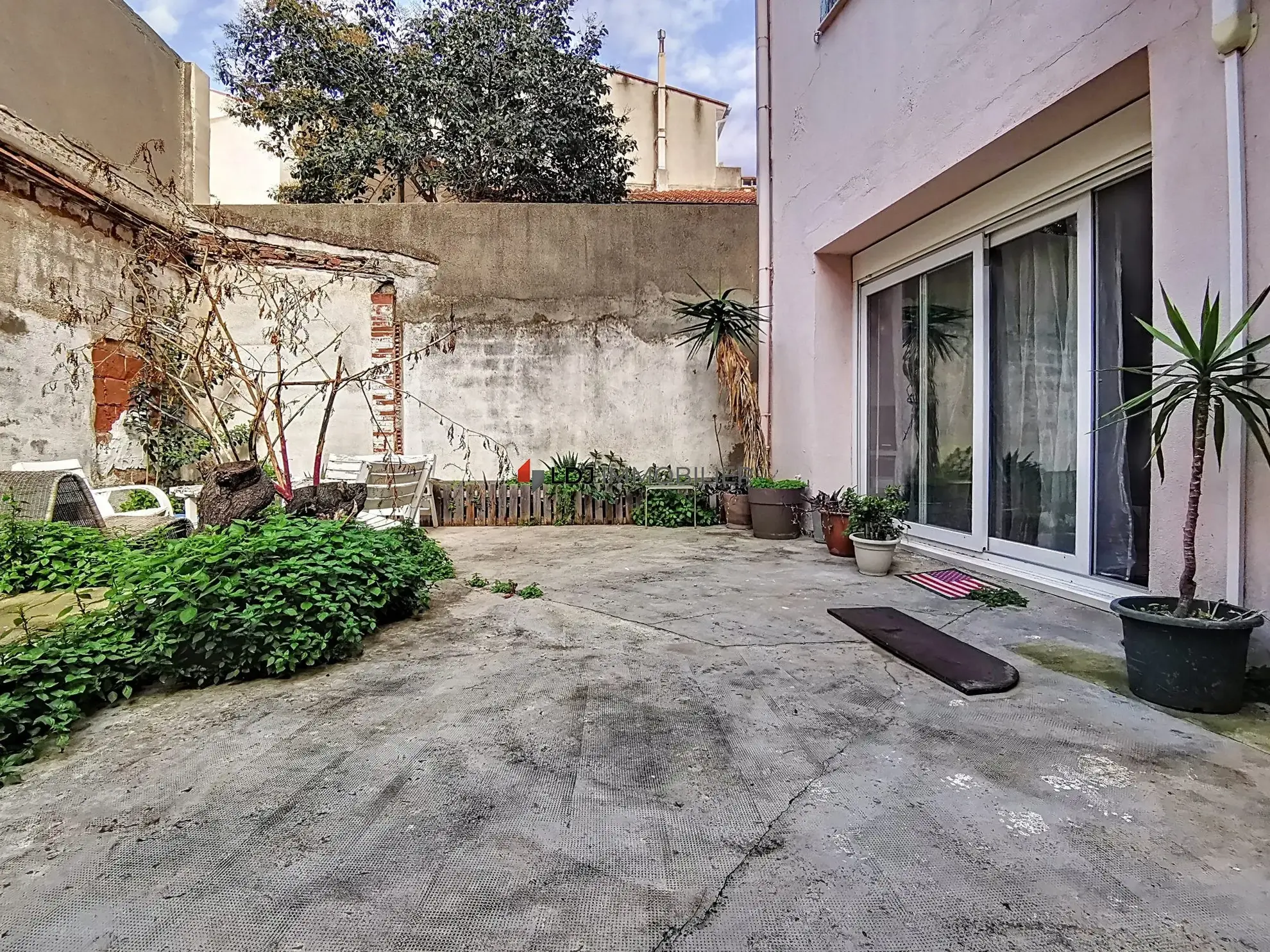 Appartement de 48 m² avec cour privée à Perpignan – Idéal calme et confort 