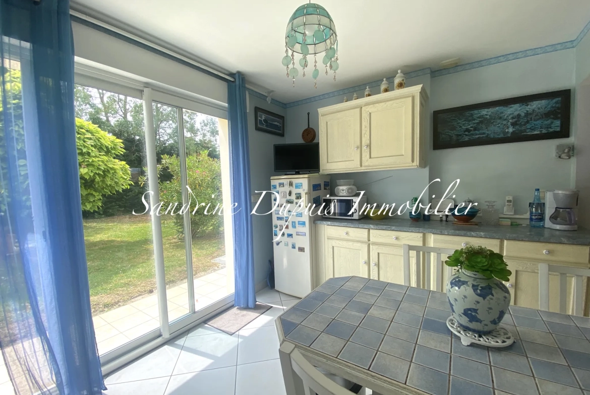 Maison 3 chambres avec piscine et jardin à Chermignac 