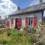 Maison à rénover de 75 m² avec dépendances et terrain à Cossaye, Nièvre
