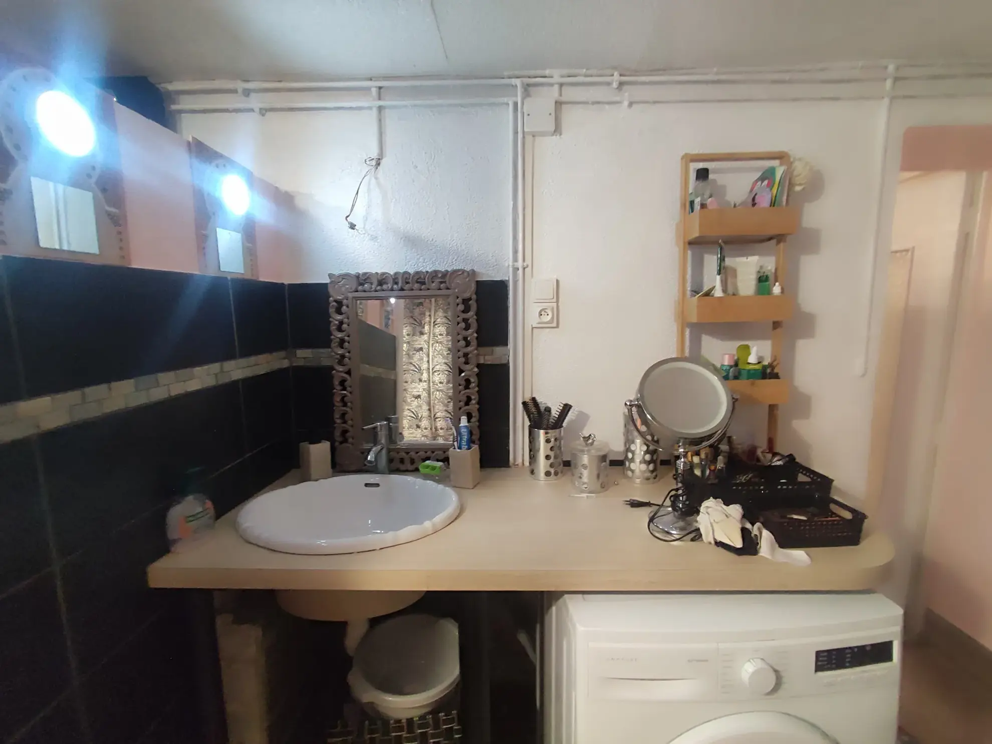 Maison à rénover de 75 m² avec dépendances et terrain à Cossaye, Nièvre 