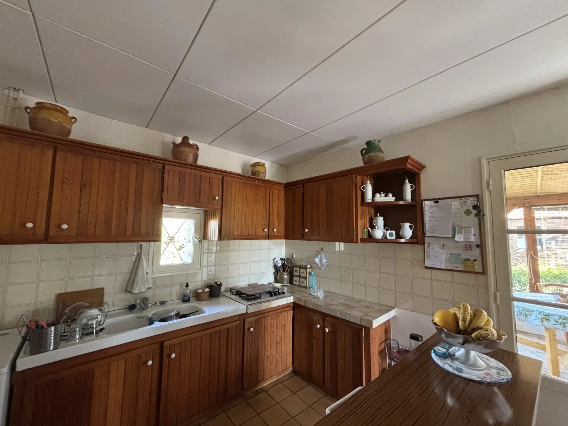 Charmante maison en pierre de 120 m² avec grand terrain à Saint-Denis-de-Pile 