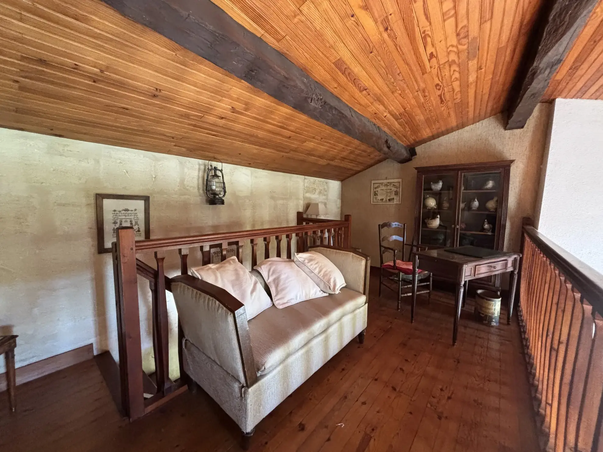 Charmante maison en pierre de 120 m² avec grand terrain à Saint-Denis-de-Pile 