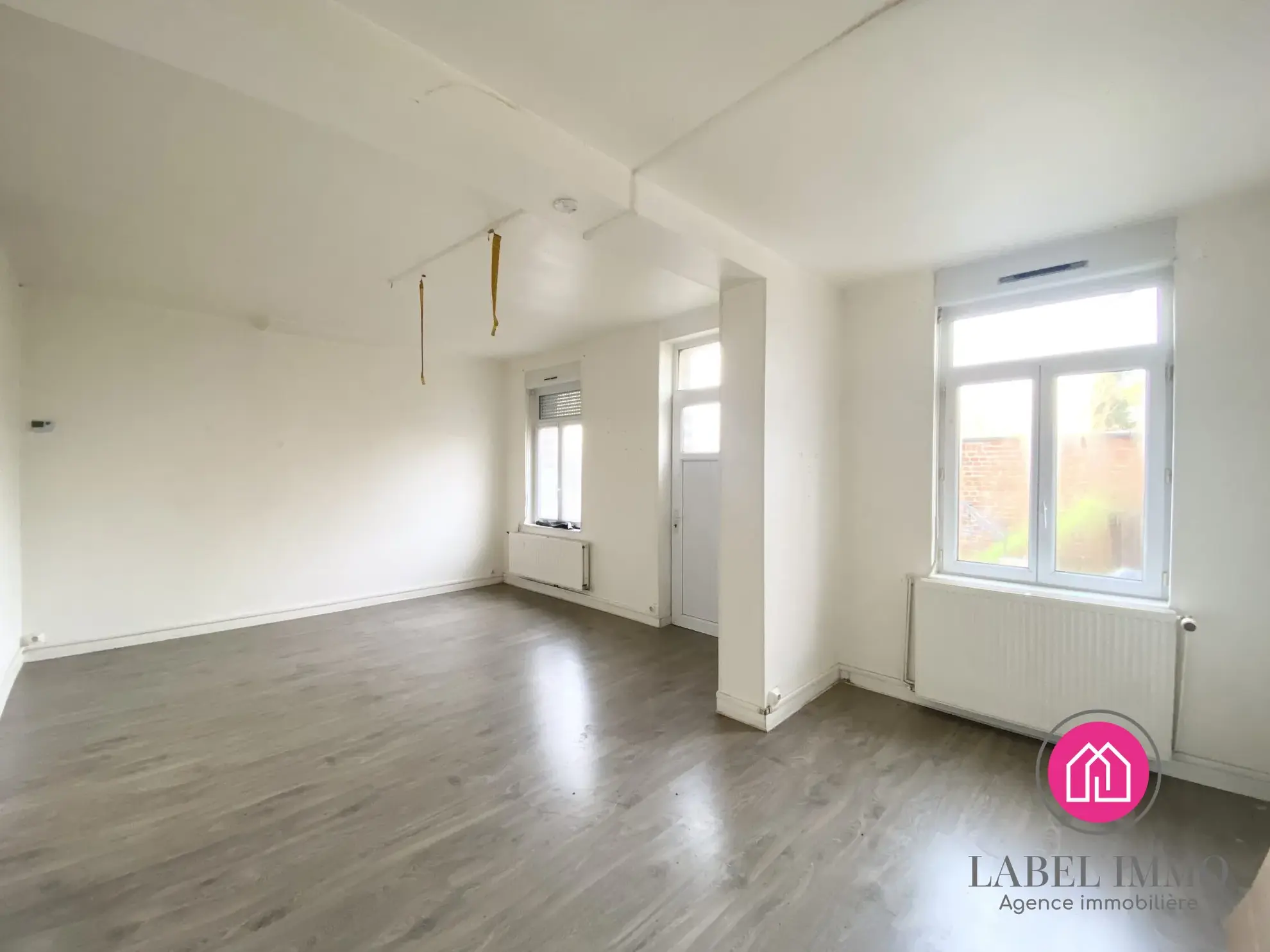 Maison mitoyenne 4 chambres à Aniche - Idéal famille ou investissement 