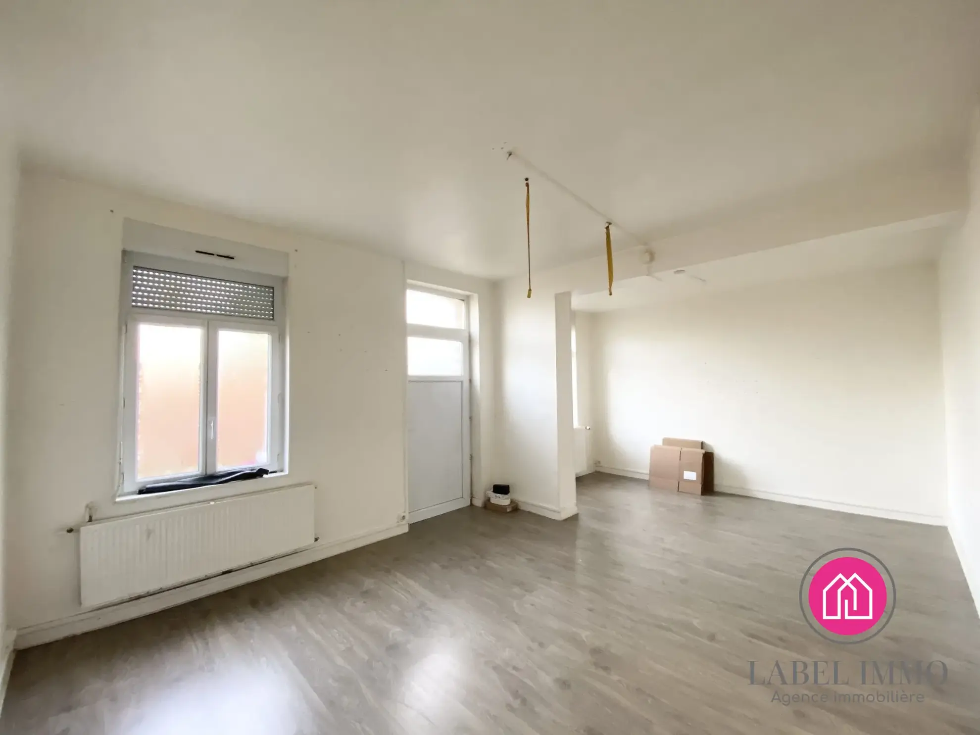 Maison mitoyenne 4 chambres à Aniche - Idéal famille ou investissement 