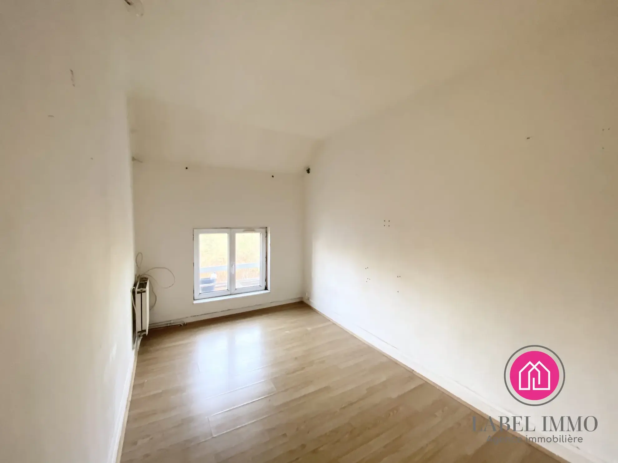Maison mitoyenne 4 chambres à Aniche - Idéal famille ou investissement 