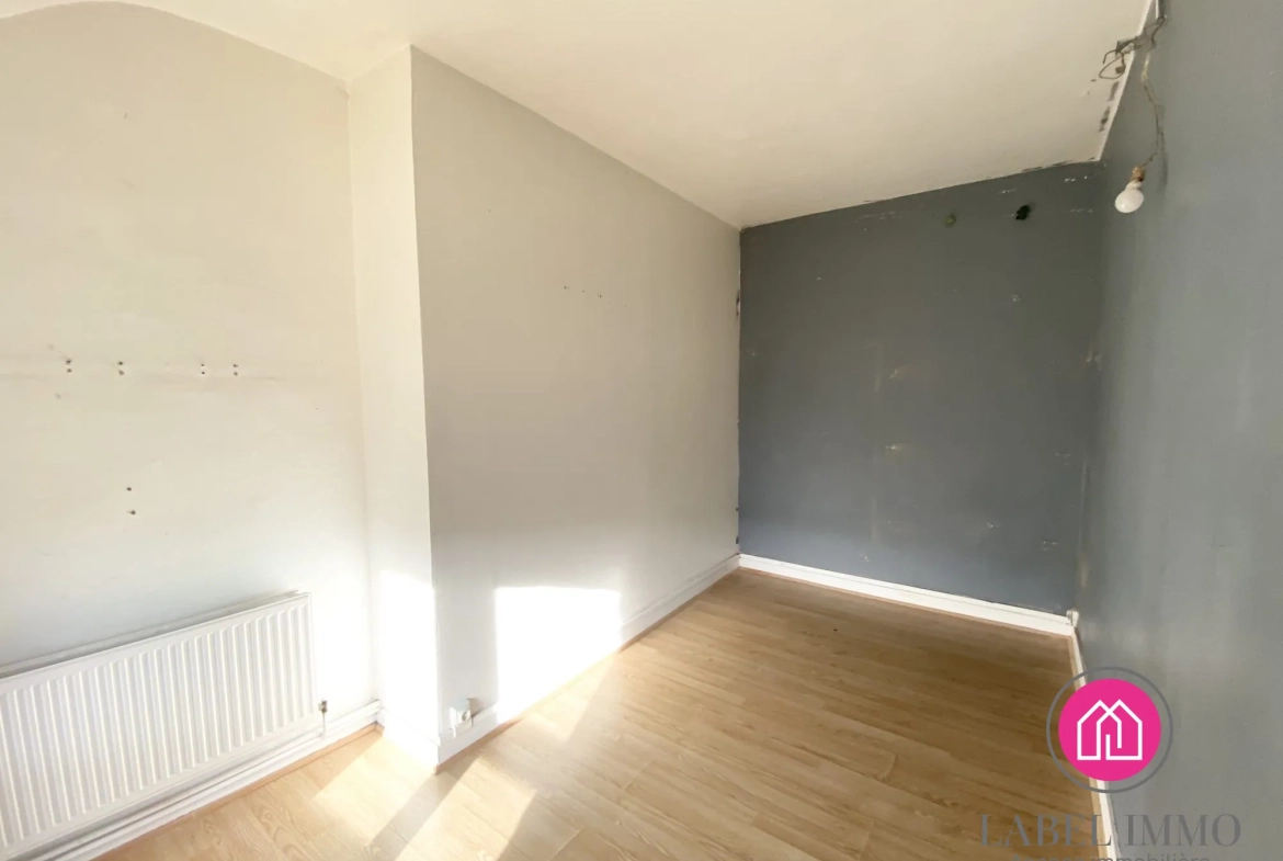 Maison mitoyenne 4 chambres à Aniche - Idéal famille ou investissement 