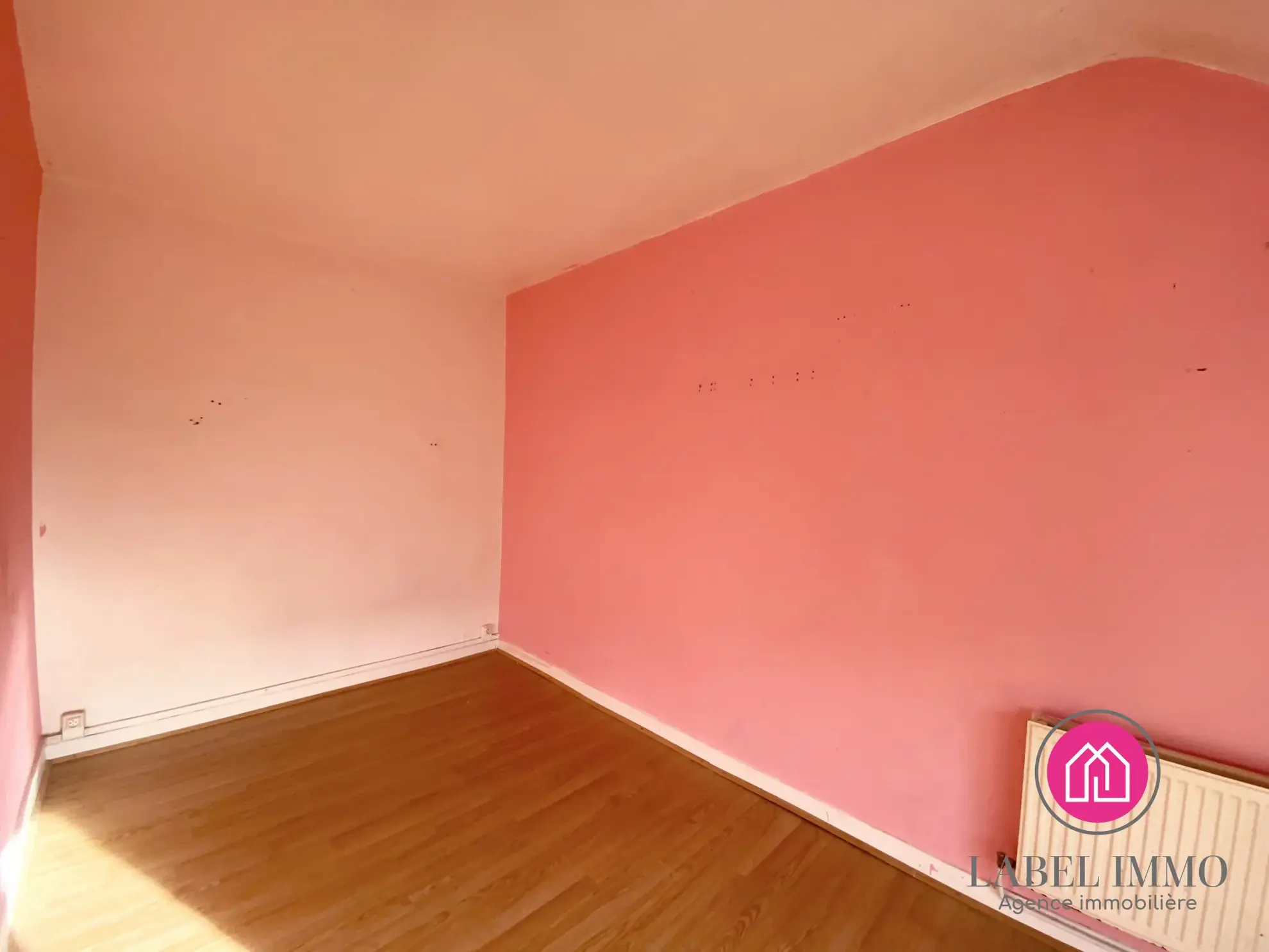 Maison mitoyenne 4 chambres à Aniche - Idéal famille ou investissement 