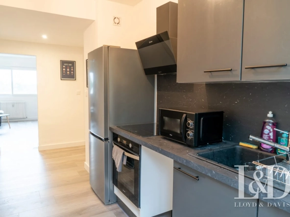 Appartement T4/5 rénové à vendre à Saumur pour investisseur