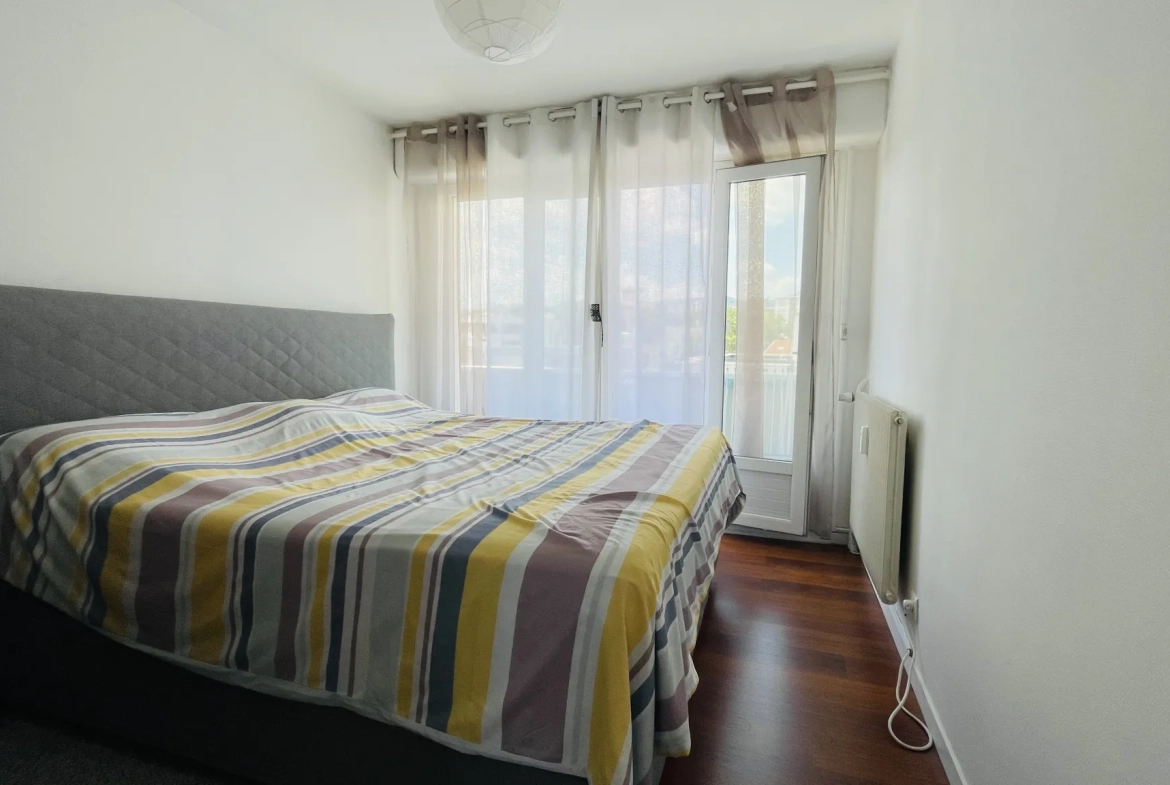 Appartement T3 de 57 m² avec balcon, garage et cave à Clermont-Ferrand 