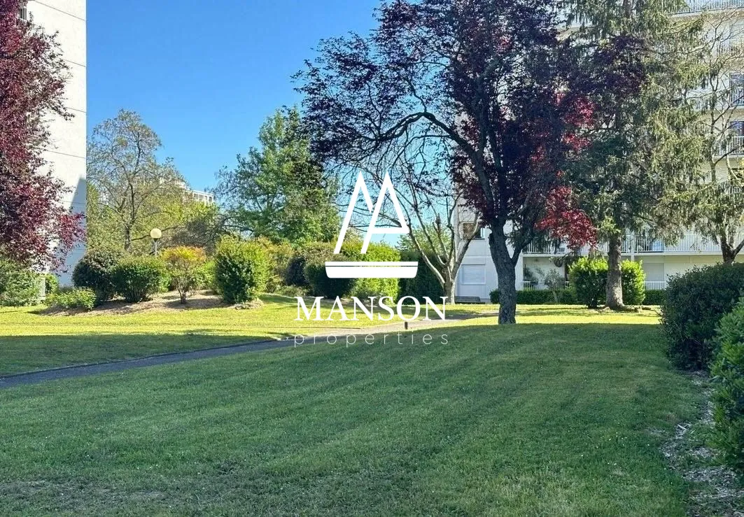 Appartement T3 rénovable à Mérignac, proche Parc Bourran, 71m² avec parking et cave 