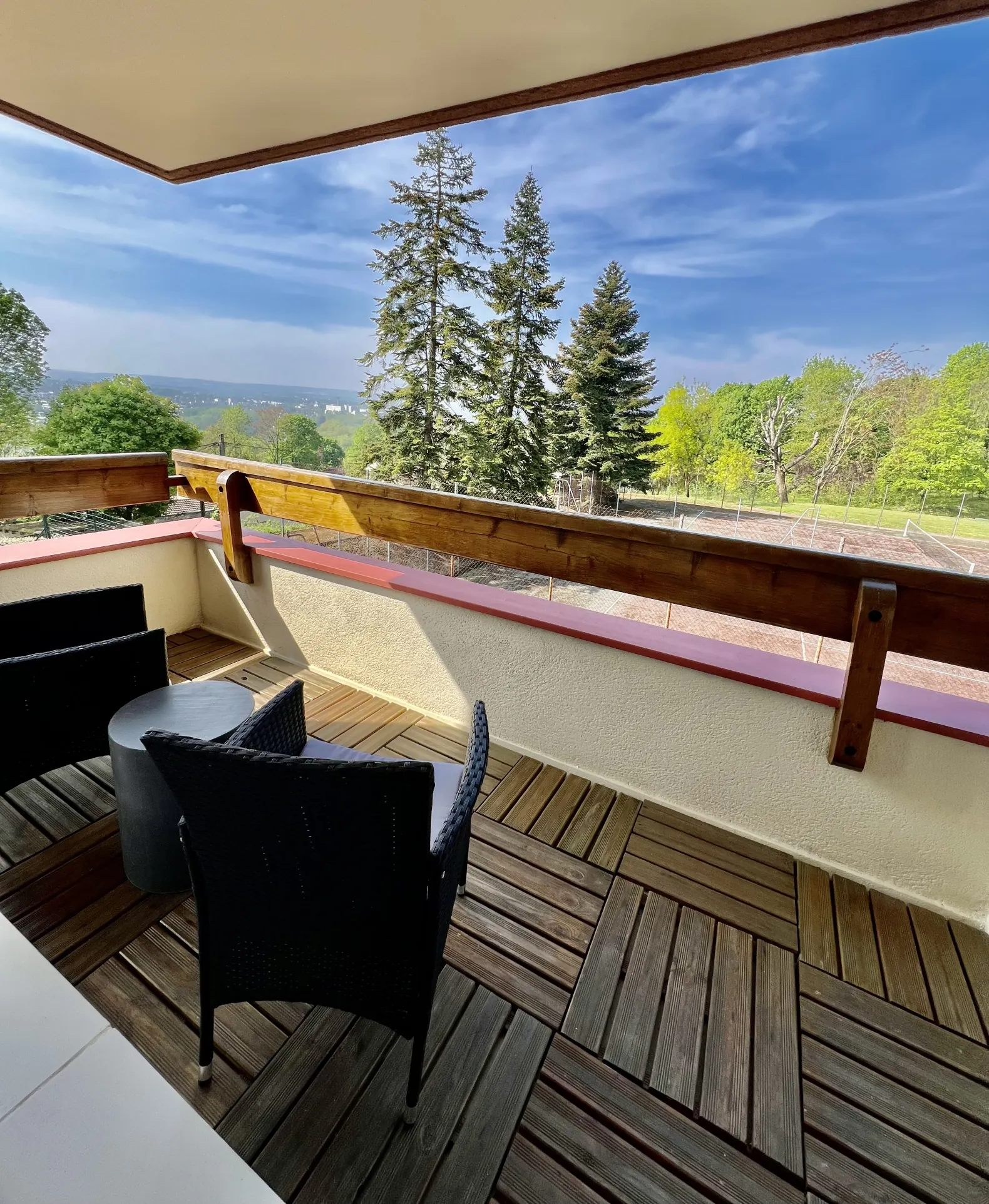 Appartement de 3 pièces avec balcon, parking et vue dégagée à Meulan en Yvelines 