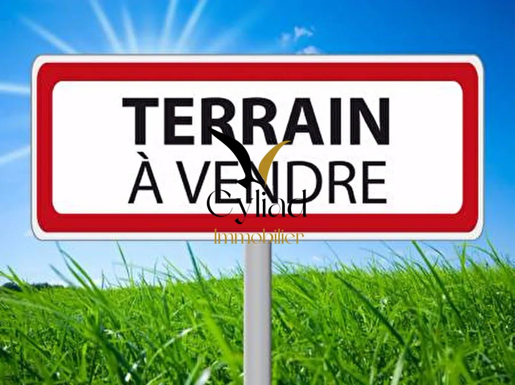 Terrain constructible à Dinan – 501 m², viabilisé et piscinable