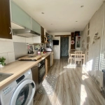 cuisine Appartement Duplex de 56 m² au Centre d'Épernon avec Espace Extérieur Privé