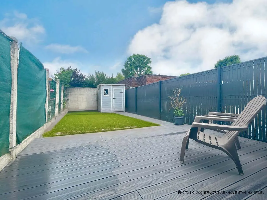Maison à vendre à Halluin avec jardin et terrasse, rénovée, au prix de 171 000 € 