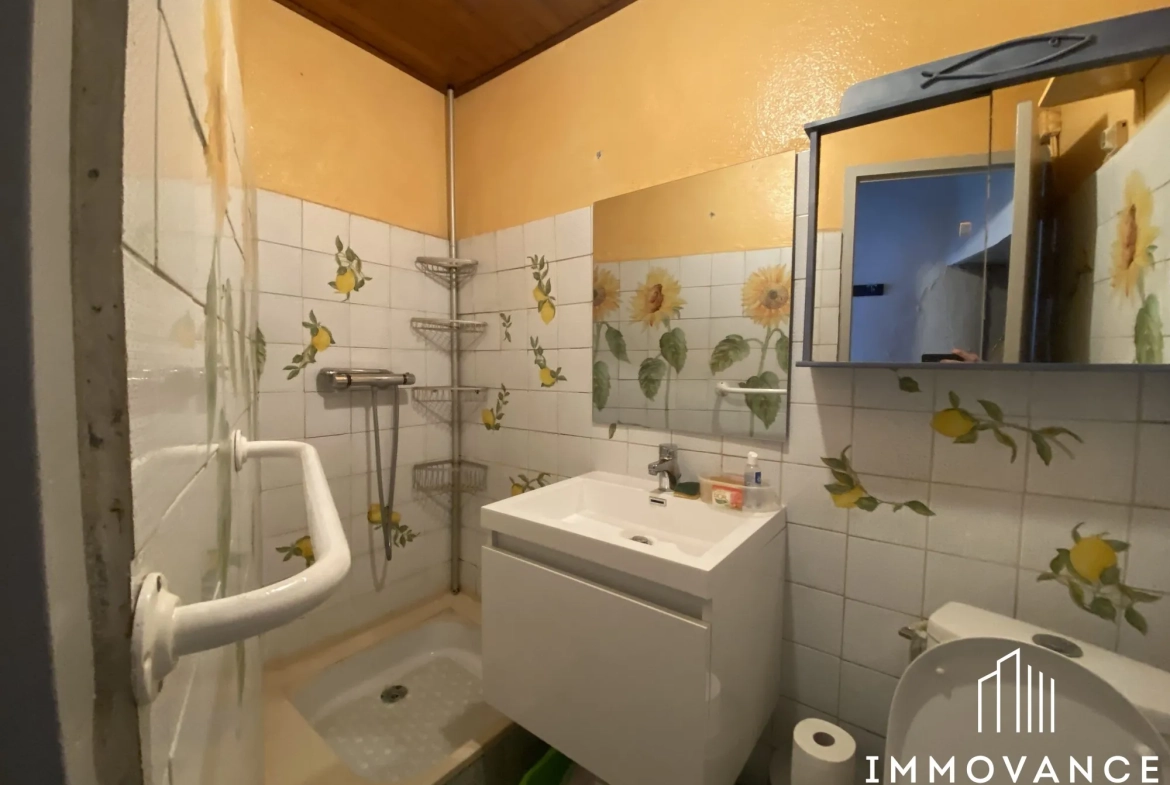 Maison en village de 130 m² à Saint-Jean-du-Bruel, idéal famille ou investissement 