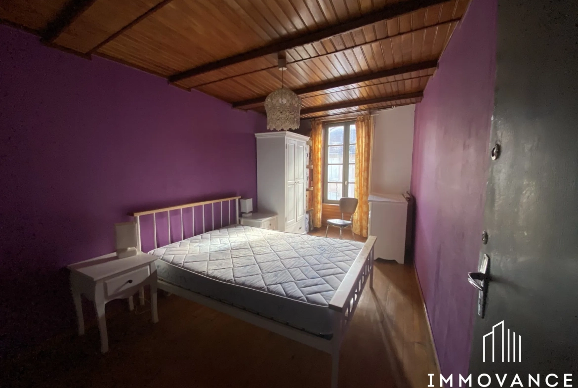 Maison en village de 130 m² à Saint-Jean-du-Bruel, idéal famille ou investissement 
