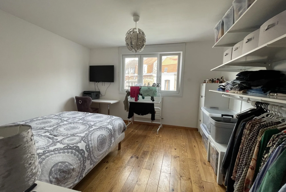Maison 5 pièces de 73 m² à vendre proche Lille à Fache-Thumesnil 