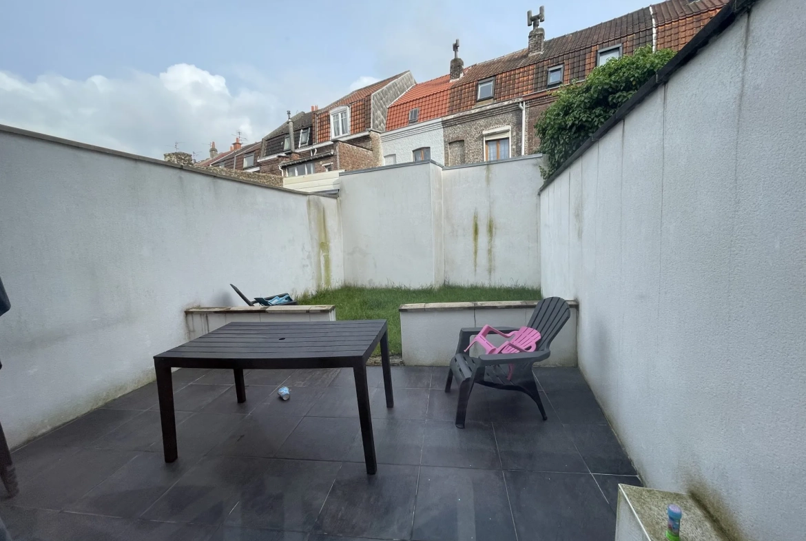 Maison 5 pièces de 73 m² à vendre proche Lille à Fache-Thumesnil 