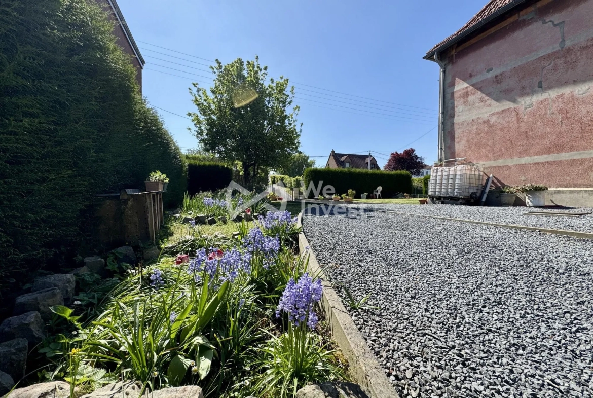 Maison individuelle 8 pièces avec jardin à Marpent - 124 m² 