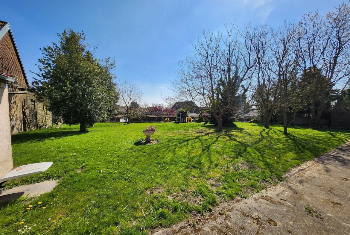 Charmante maison individuelle avec grand jardin et garage spacieux à Courcelles-le-Comte 