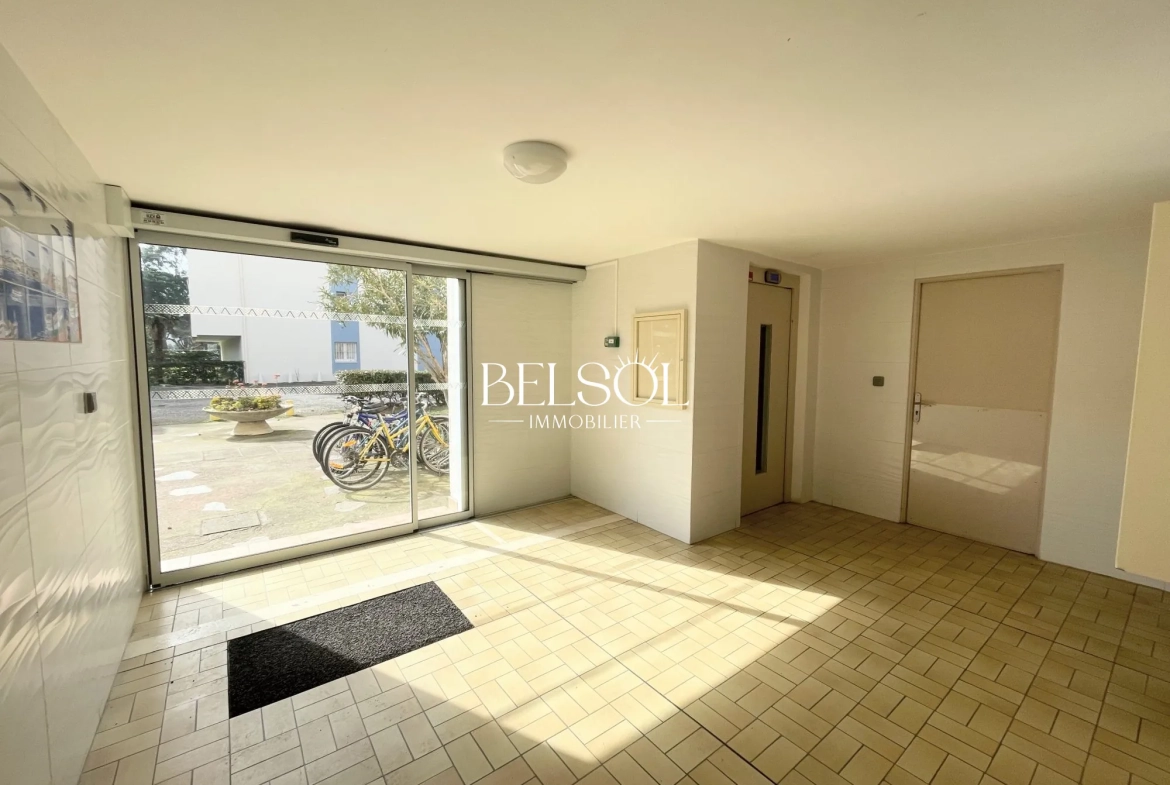 Charmant appartement T2Bis avec parking et cave à Saint Cyprien Port 