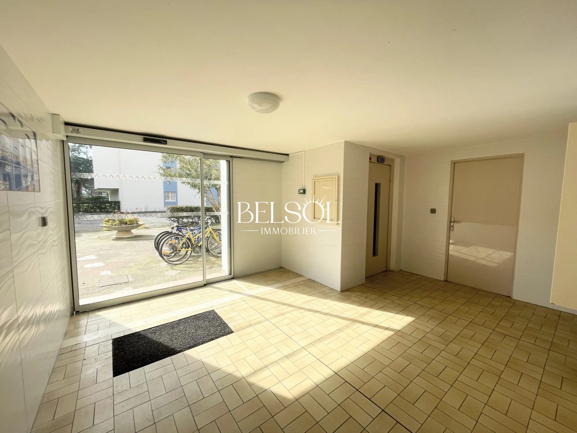 Charmant appartement T2Bis avec parking et cave à Saint Cyprien Port 