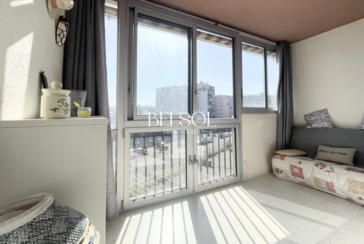 Charmant appartement T2Bis avec parking et cave à Saint Cyprien Port 