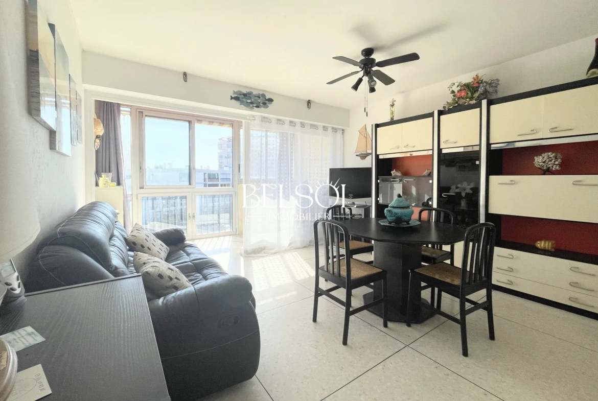Charmant appartement T2Bis avec parking et cave à Saint Cyprien Port 