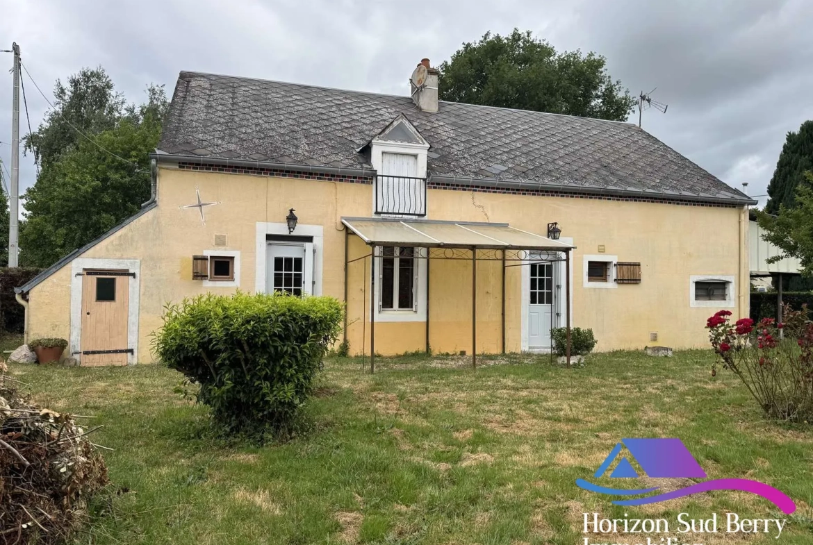 Façade avant Maison à vendre à Saint-Saturnin (18370) avec jardin et garage 