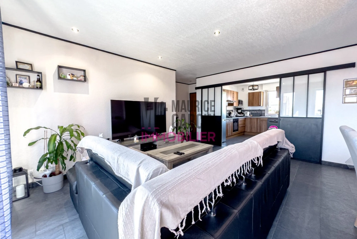 Appartement T3 rénové avec terrasse et parking à Cavaillon 
