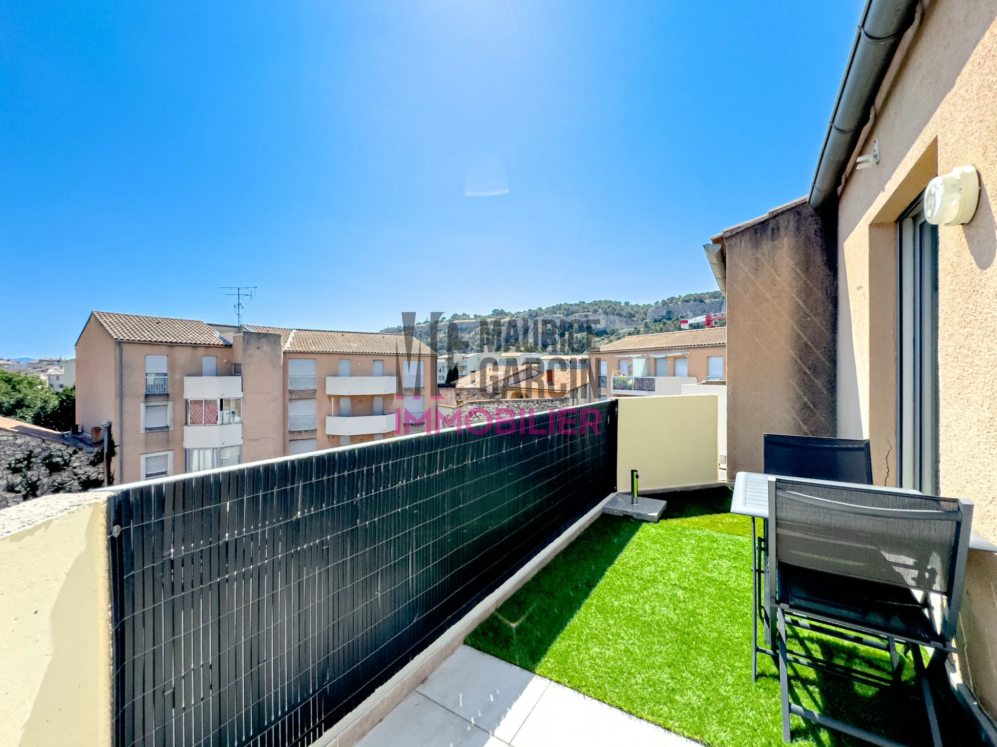 Appartement T3 rénové avec terrasse et parking à Cavaillon 