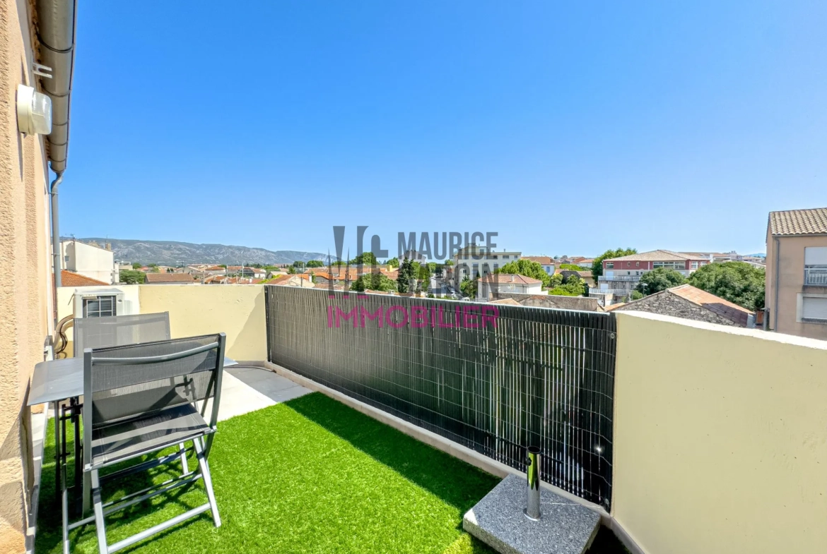 Appartement T3 rénové avec terrasse et parking à Cavaillon 