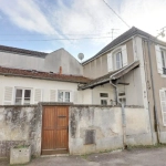 Maison en pierre à Santenay de 94 m² avec cour et grand potentiel