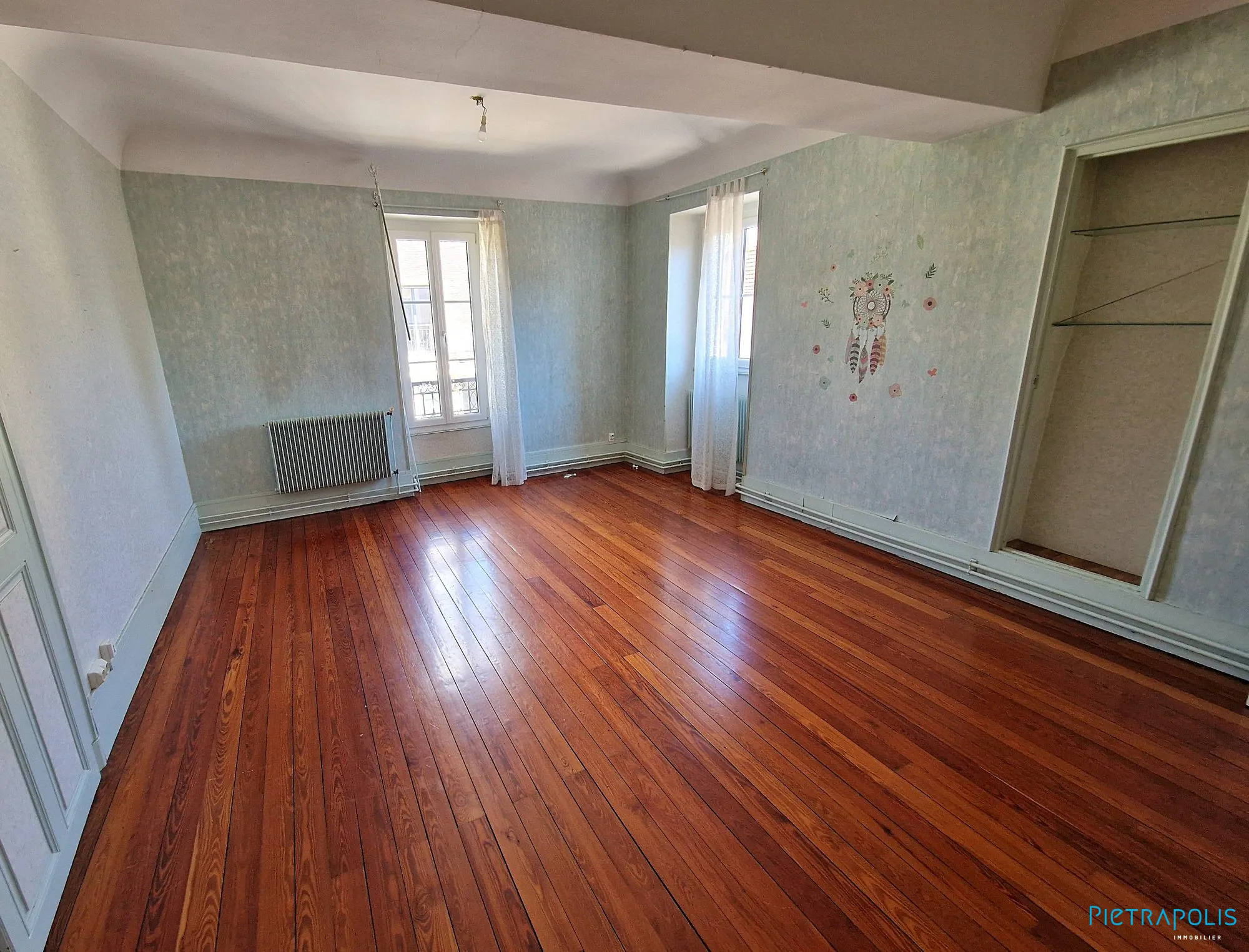 Maison en pierre à Santenay de 94 m² avec cour et grand potentiel 