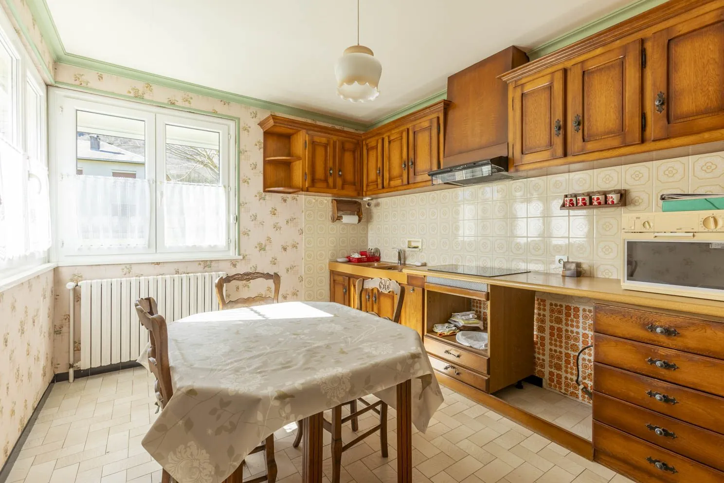 Villa à vendre à Albine avec véranda, garage et jardin - 115 m² 