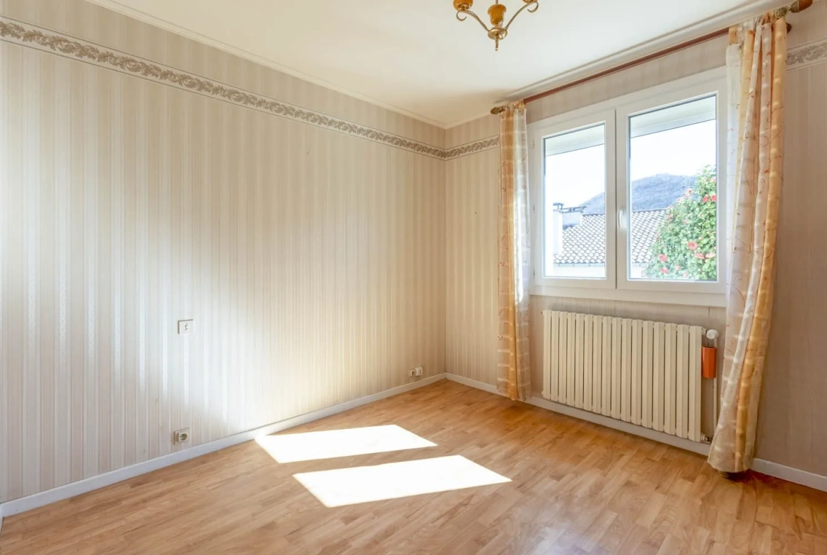 Villa à vendre à Albine avec véranda, garage et jardin - 115 m² 