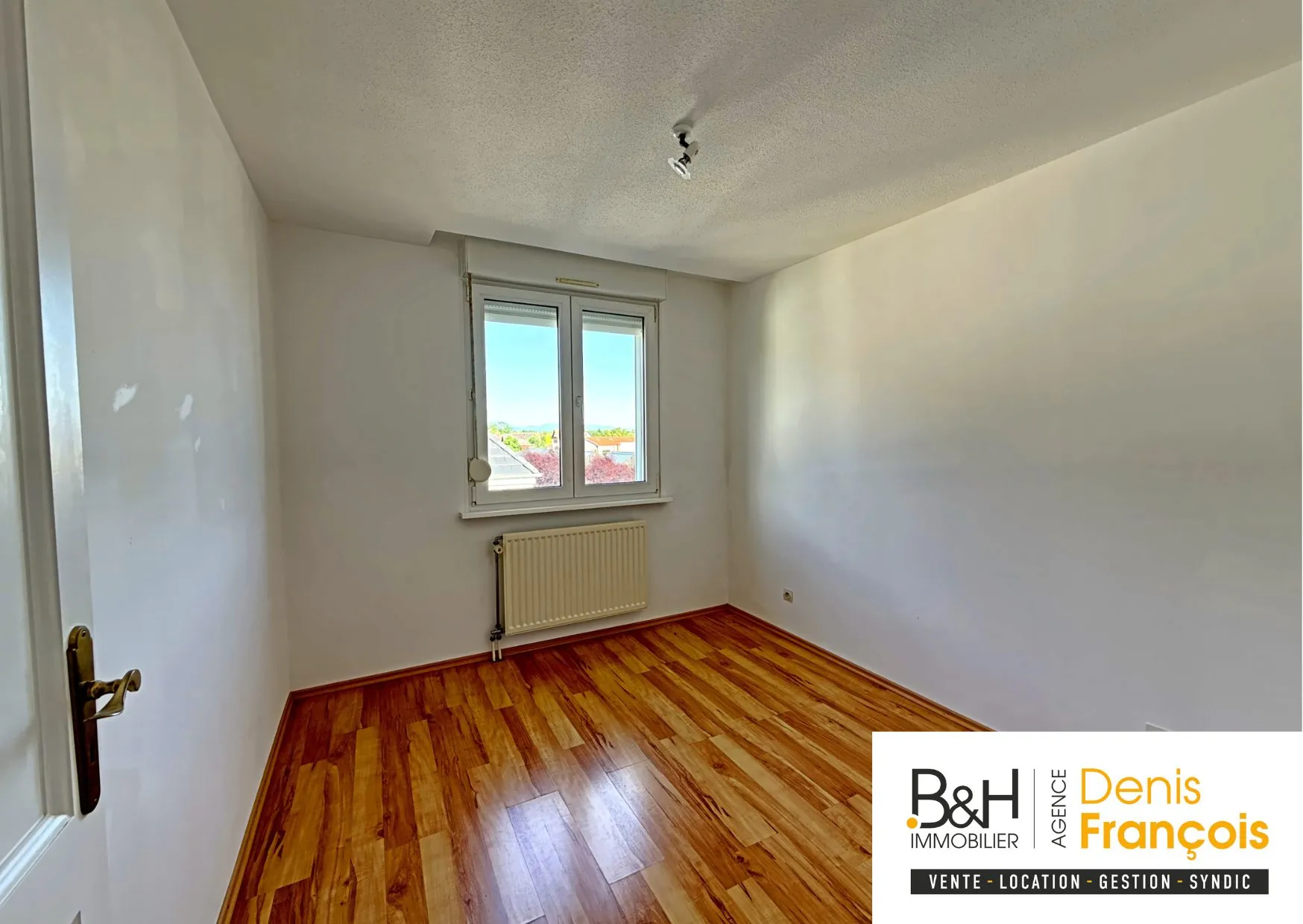 Appartement 4 pièces lumineux à Marckolsheim avec balcon et cave 