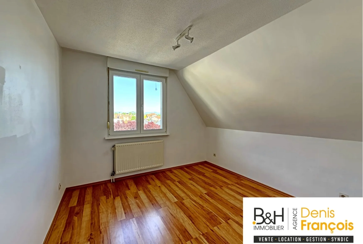 Appartement 4 pièces lumineux à Marckolsheim avec balcon et cave 