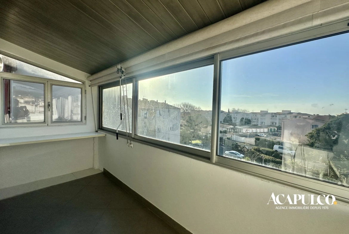 Appartement 3 pièces avec loggia, combles et parking à vendre à Agde 