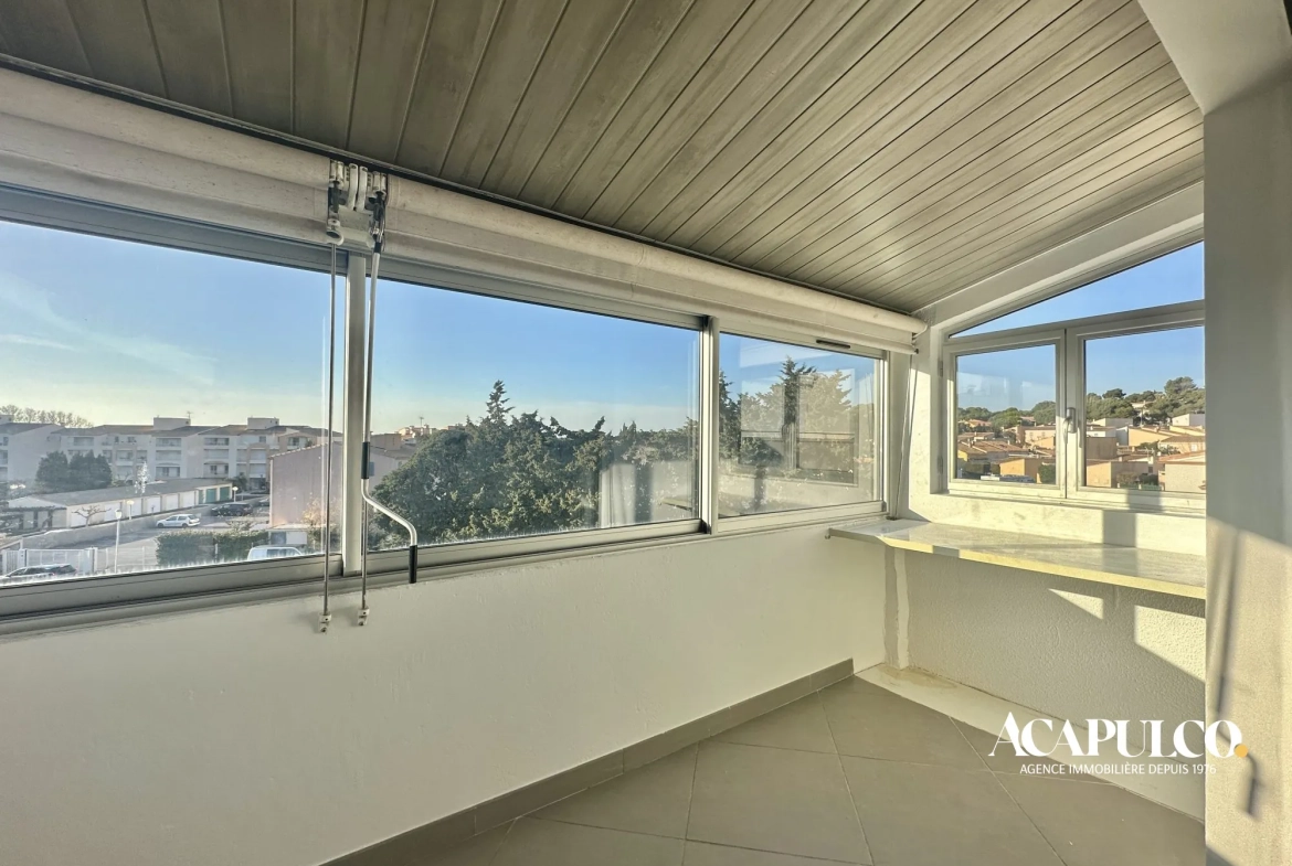 Appartement 3 pièces avec loggia, combles et parking à vendre à Agde 
