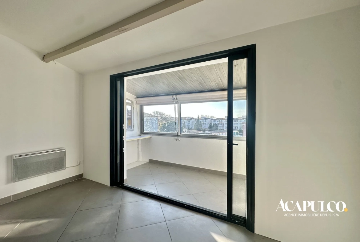 Appartement 3 pièces avec loggia, combles et parking à vendre à Agde 