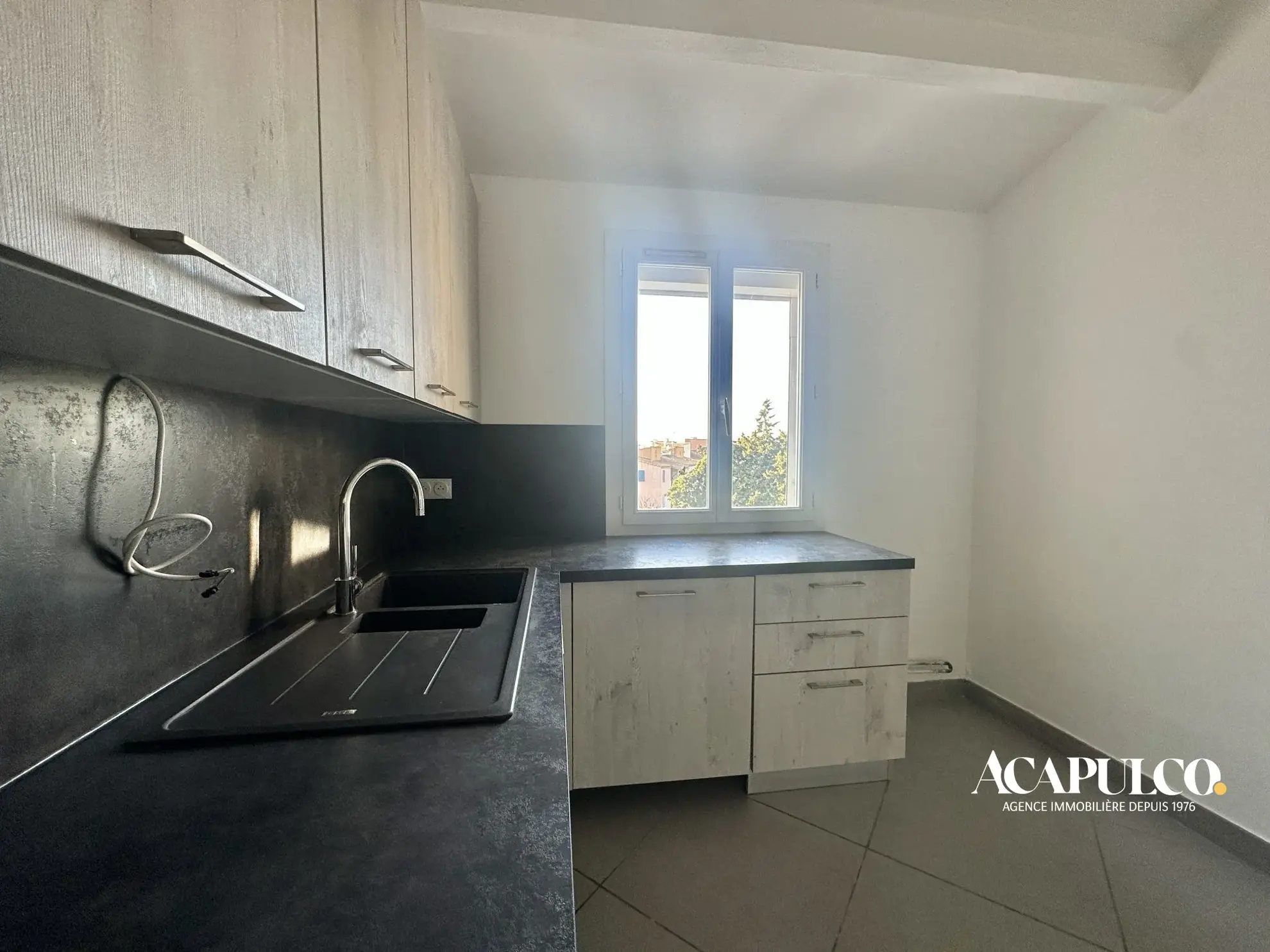 Appartement 3 pièces avec loggia, combles et parking à vendre à Agde 