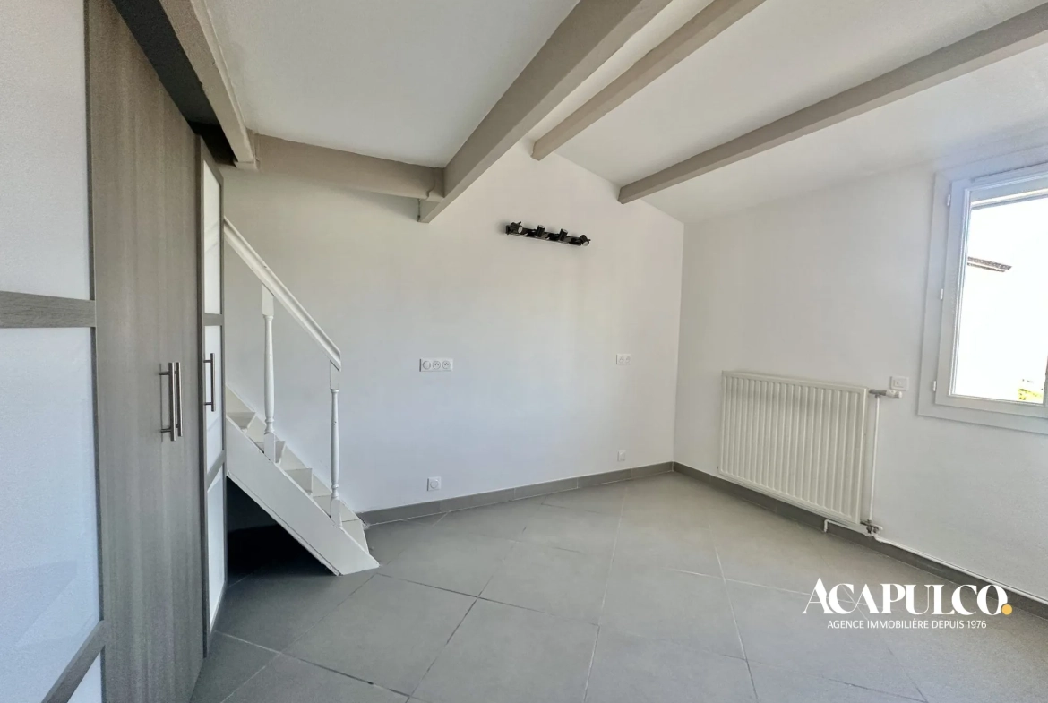 Appartement 3 pièces avec loggia, combles et parking à vendre à Agde 