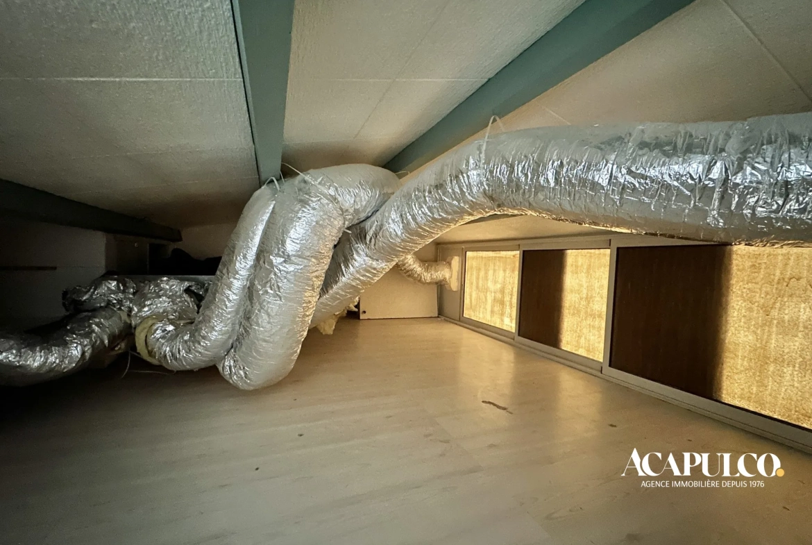 Appartement 3 pièces avec loggia, combles et parking à vendre à Agde 