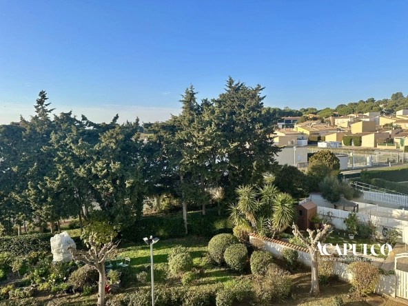 Appartement 3 pièces avec loggia, combles et parking à vendre à Agde