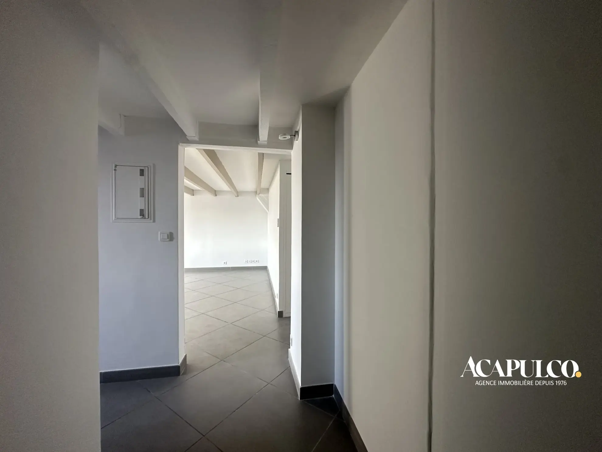 Appartement 3 pièces avec loggia, combles et parking à vendre à Agde 